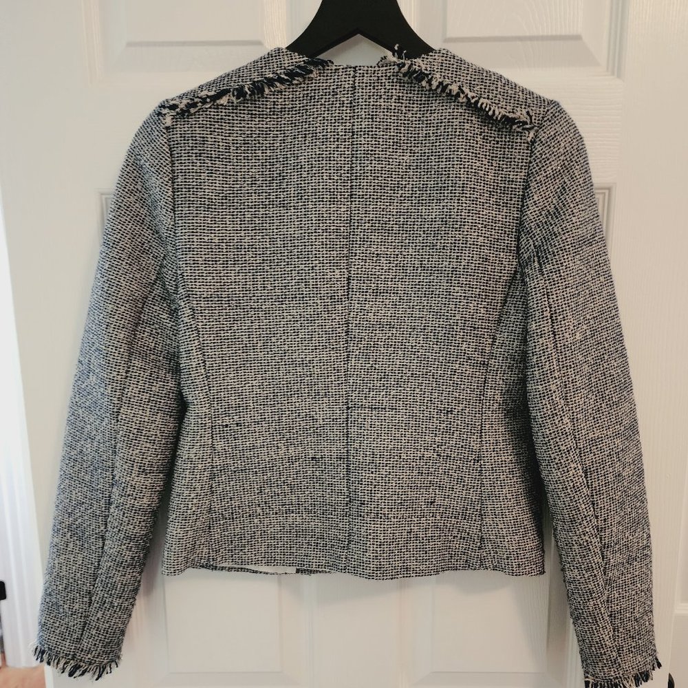 Banana Republic Scalloped Tweed Blue & Cream Glittery Blazer Size 2 - Picture 2 of 8